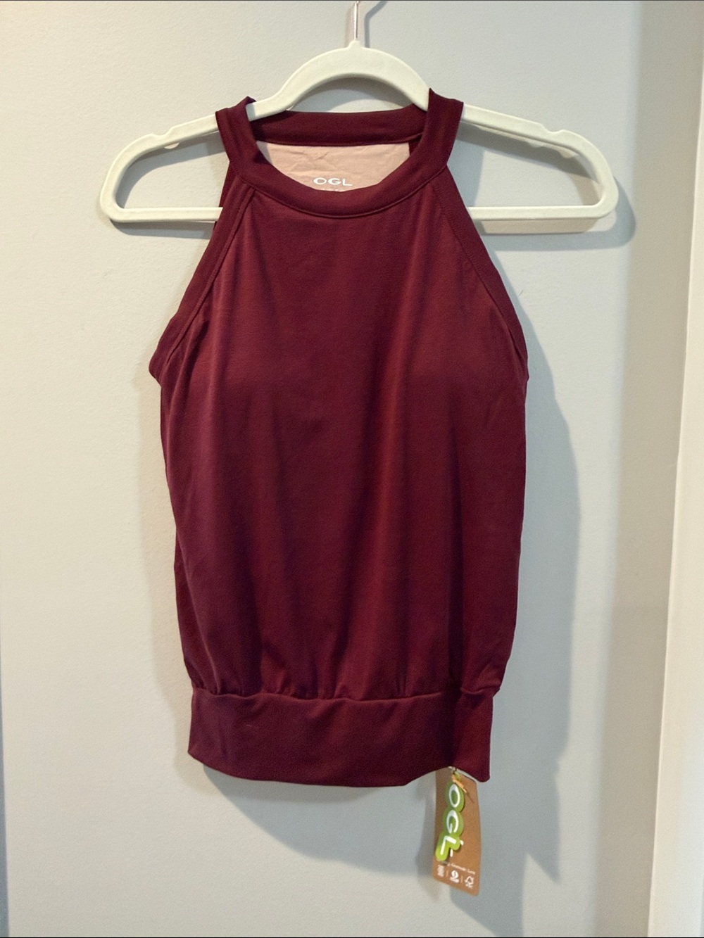OGL Women's High-Neck Sleeveless Tank Top - Burgundy